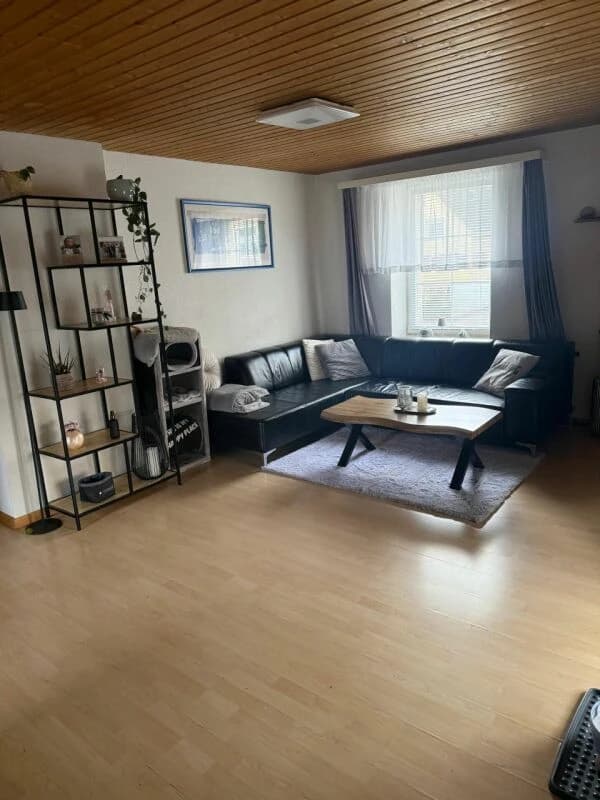 Schmucke 3 Zi Wohnung