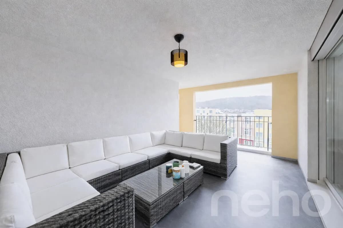 Grosszügige 5.5-Zimmer Wohnung mit grosser Loggia in Schlieren