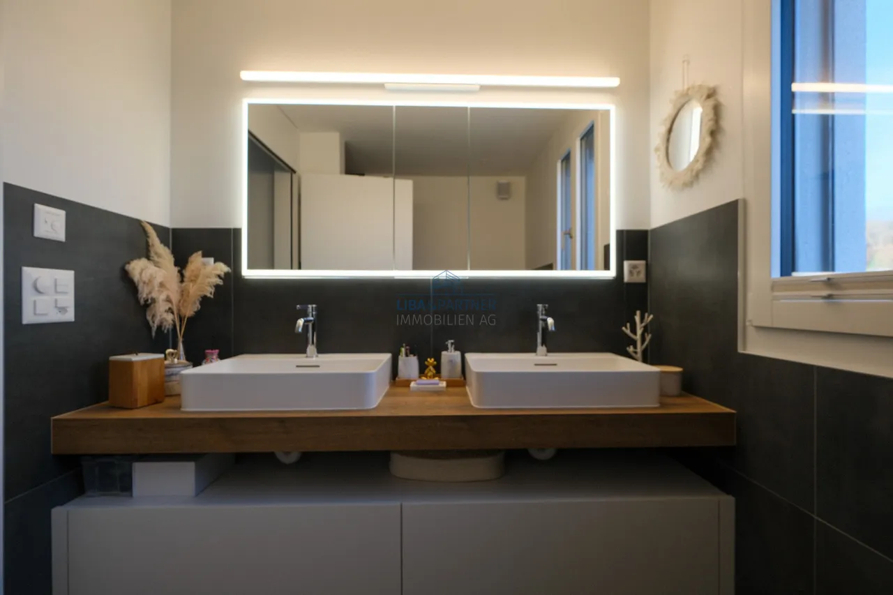 Attraktive, moderne und einzigartige Attikawohnung mit Aussicht