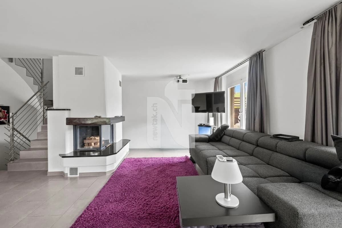 Ruhig, modern, familienfreundlich mit unverbaubarer Weitsicht ins Grüne, Garten und Tiefgaragenplätze