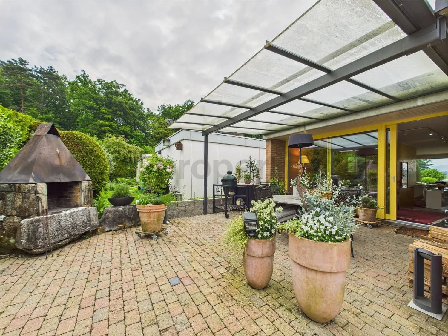 Einzigartiges Reiheneckhaus in Herrenschwanden mit toller Aussicht