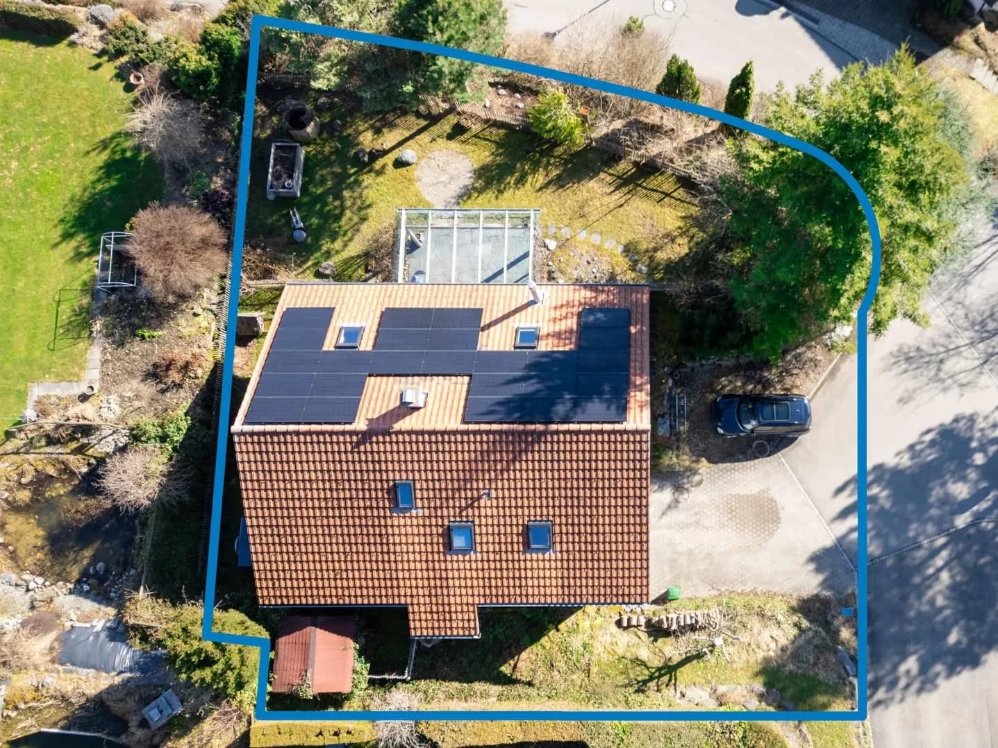 Sonniges Wohnparadies mit grossem Naturgarten