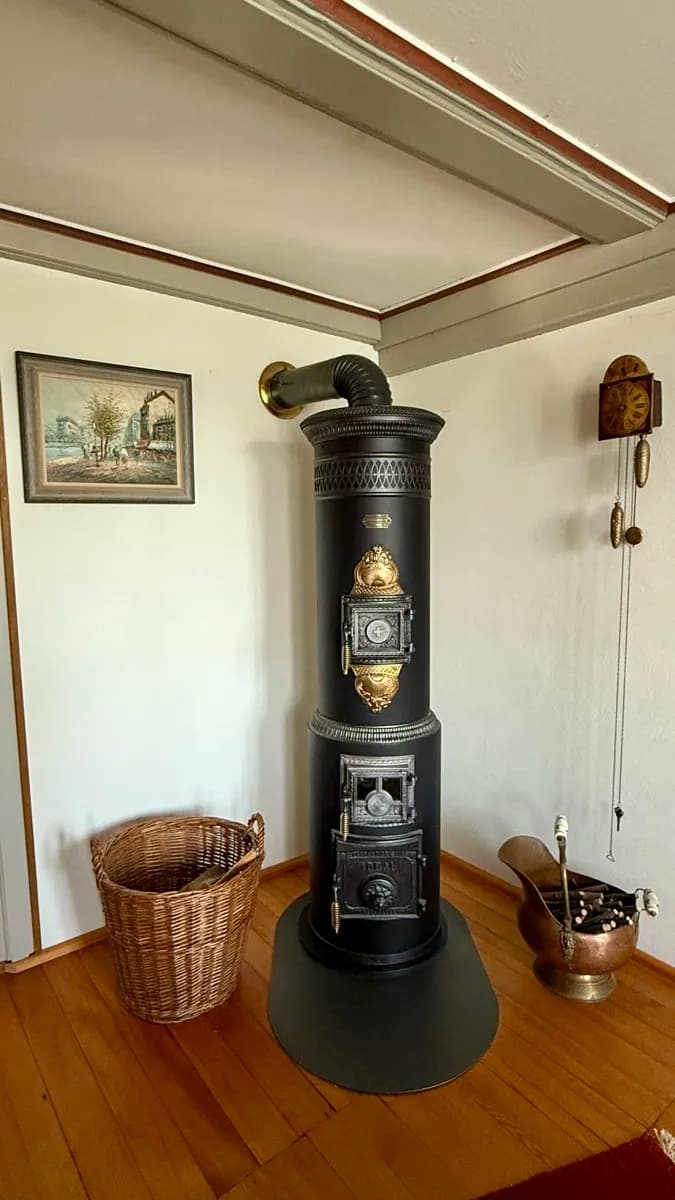 Wunderbares Rieghaus mit Werkstatt und Baulandreserve