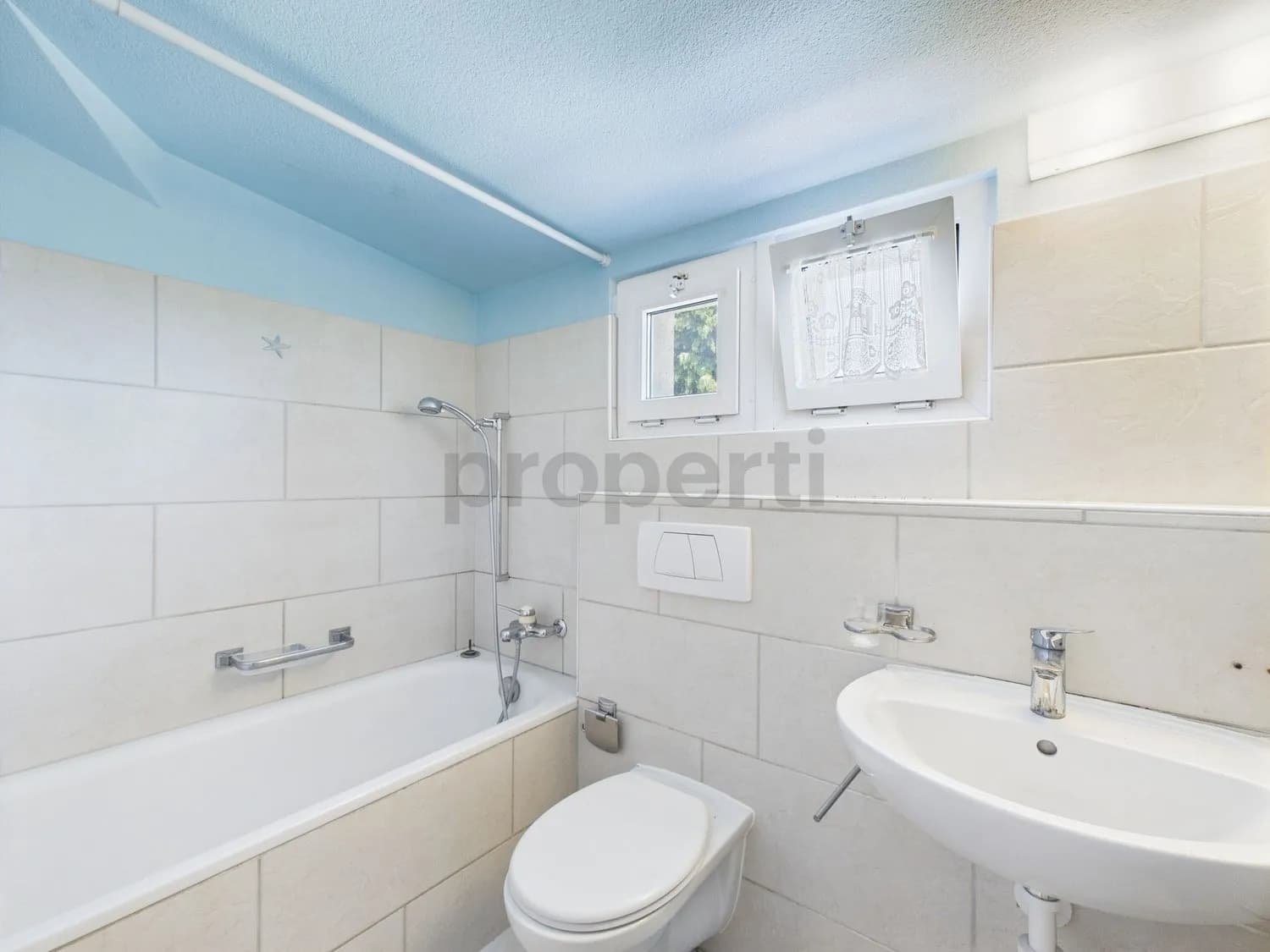 Sonnige 3.5-Zimmer Dachwohnung im Zentrum der Stadt Wil SG / 95 m2