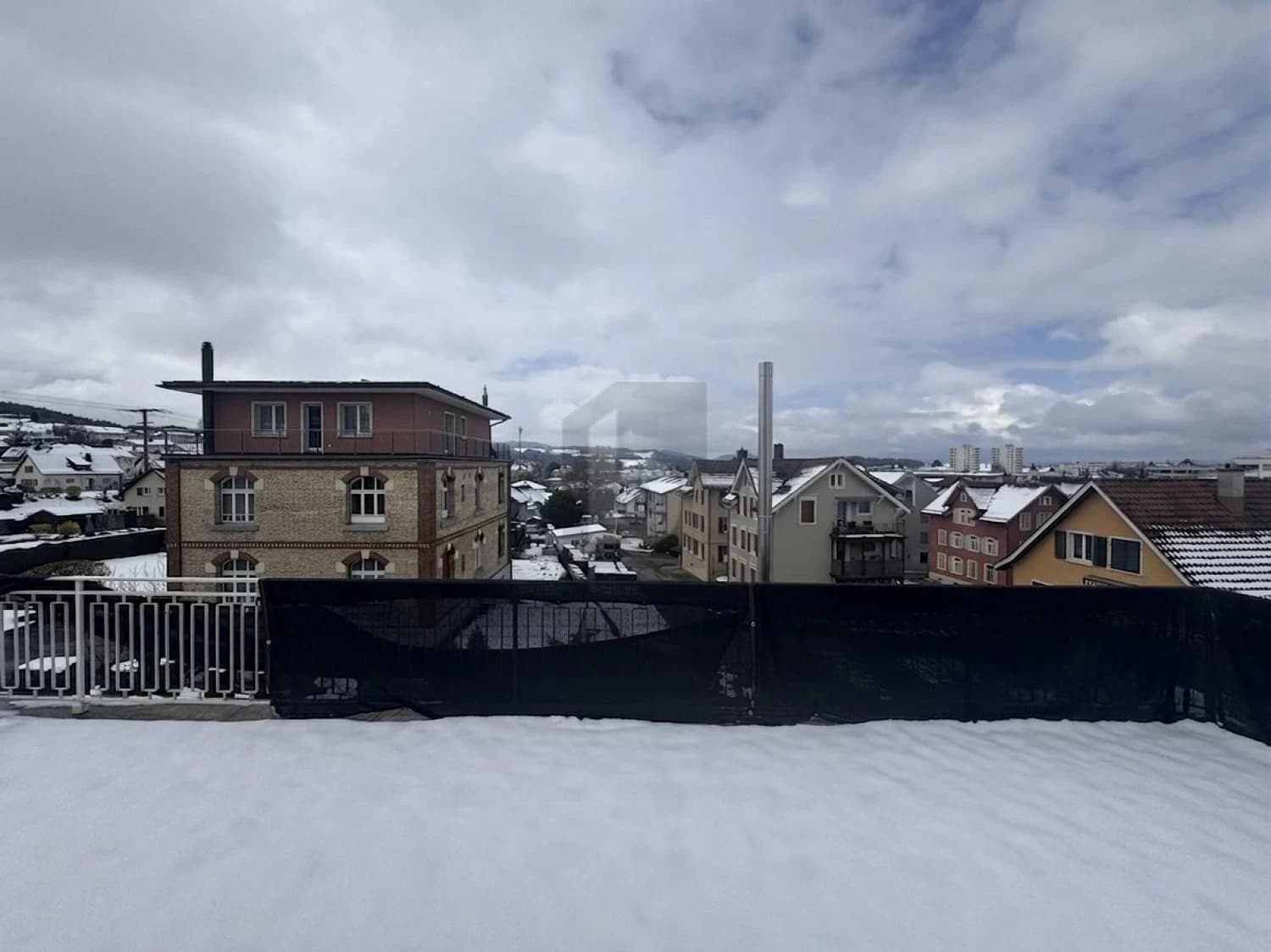 ZENTRAL MIT DACHTERRASSE UND GARTEN