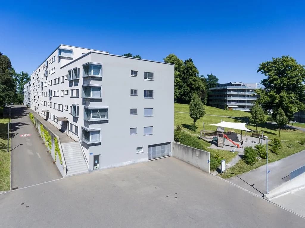 Traumhafte Wohnung mit grossem Sitzplatz