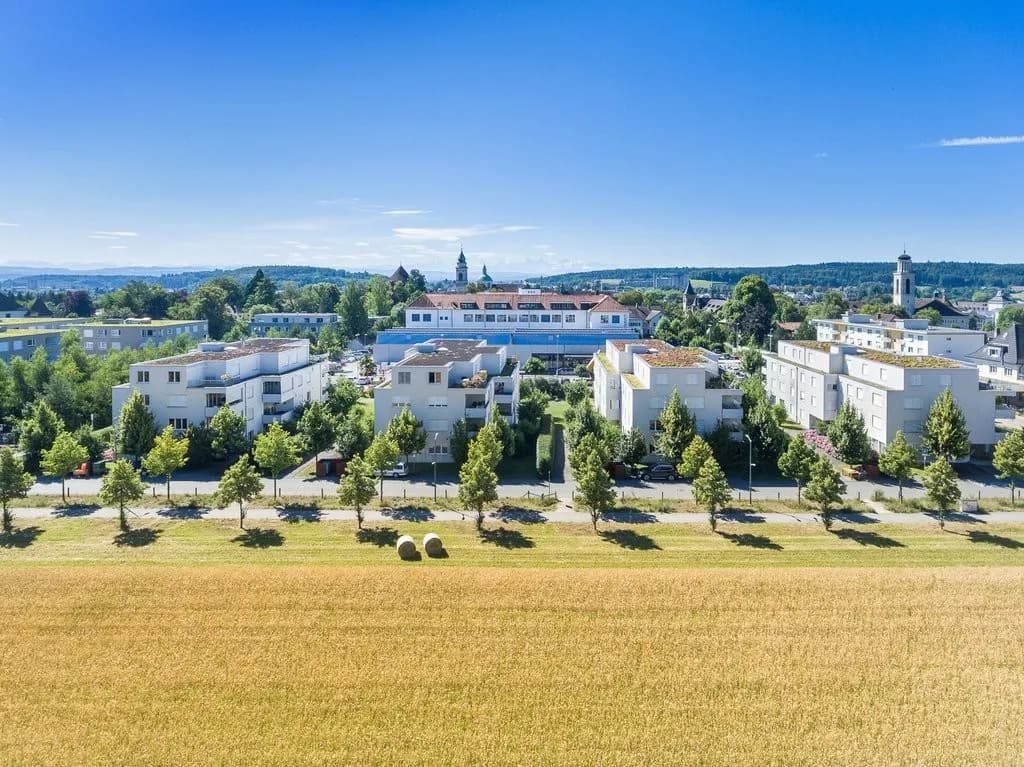 Moderne Attikawohnung am Stadtrand