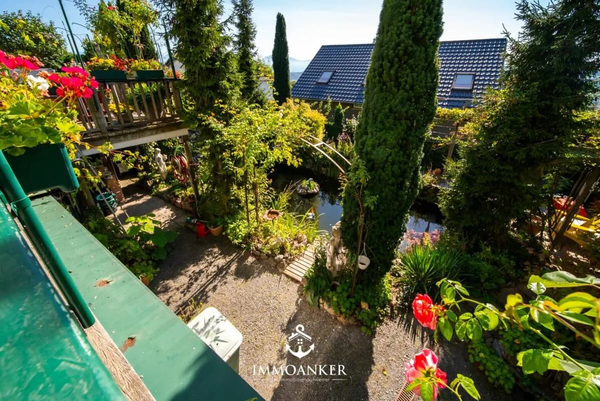 Wohnen mit Weitblick - umgeben von Ruhe und Grün. - 6.5 Zimmer EFH in Sulz