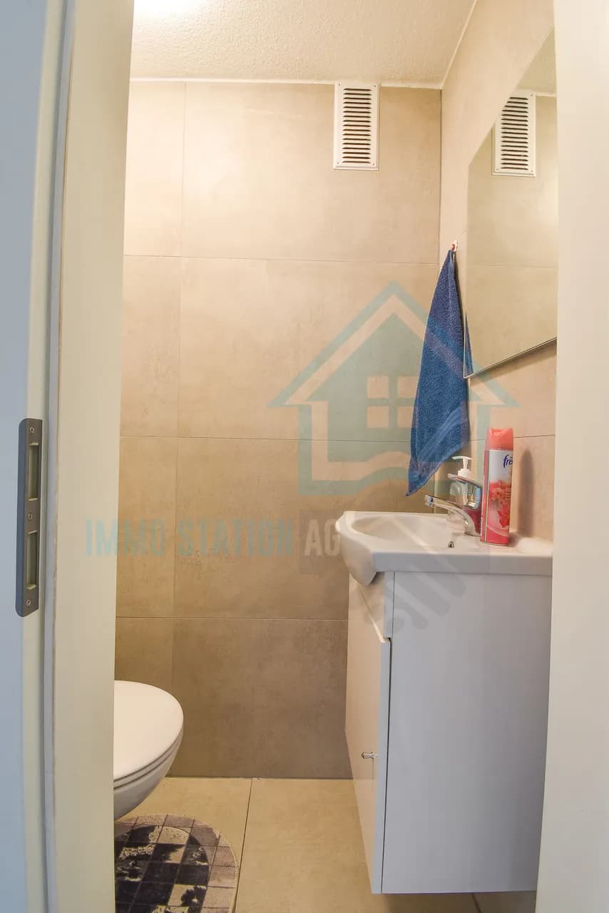 Renovierte 4-Zimmer-Wohnung mit Balkon in zentraler Lage