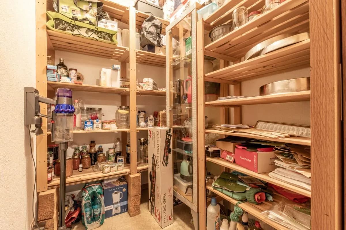 Potenzialreiches Bauernhaus mit drei Wohneinheiten und Scheune