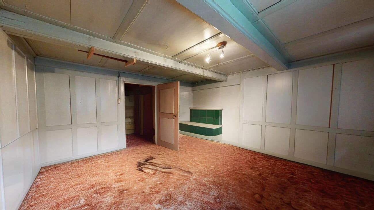 Zweifamilienhaus mit Renovationsbedarf und zusätzlicher Baulandparzelle