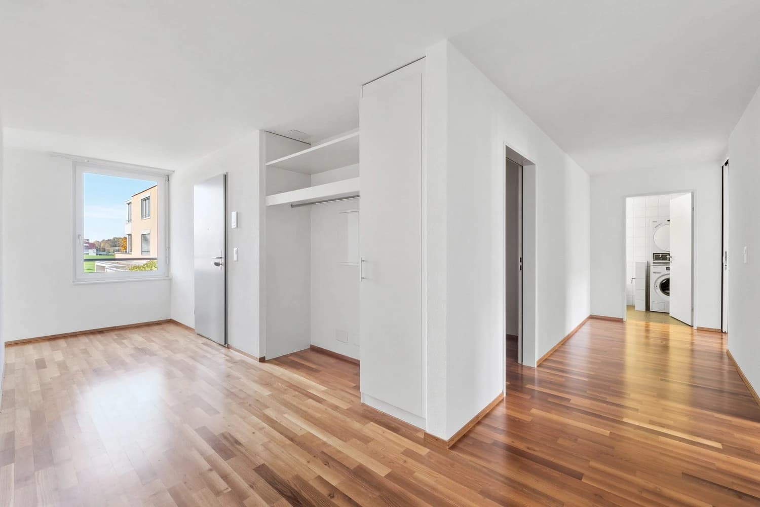 Lichtdurflutete, grosszügige Räume mit grüner Umgebung / Mieten ohne Kaution