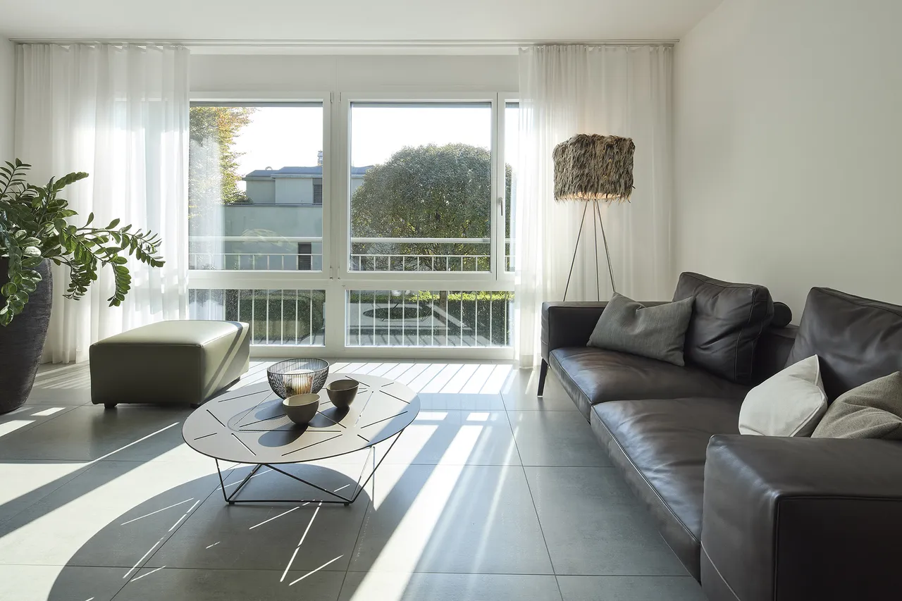 4.5 Zi.-Wohnung mit 173 m² Gesamtnutzfläche und Sky-Frame-Wintergarten