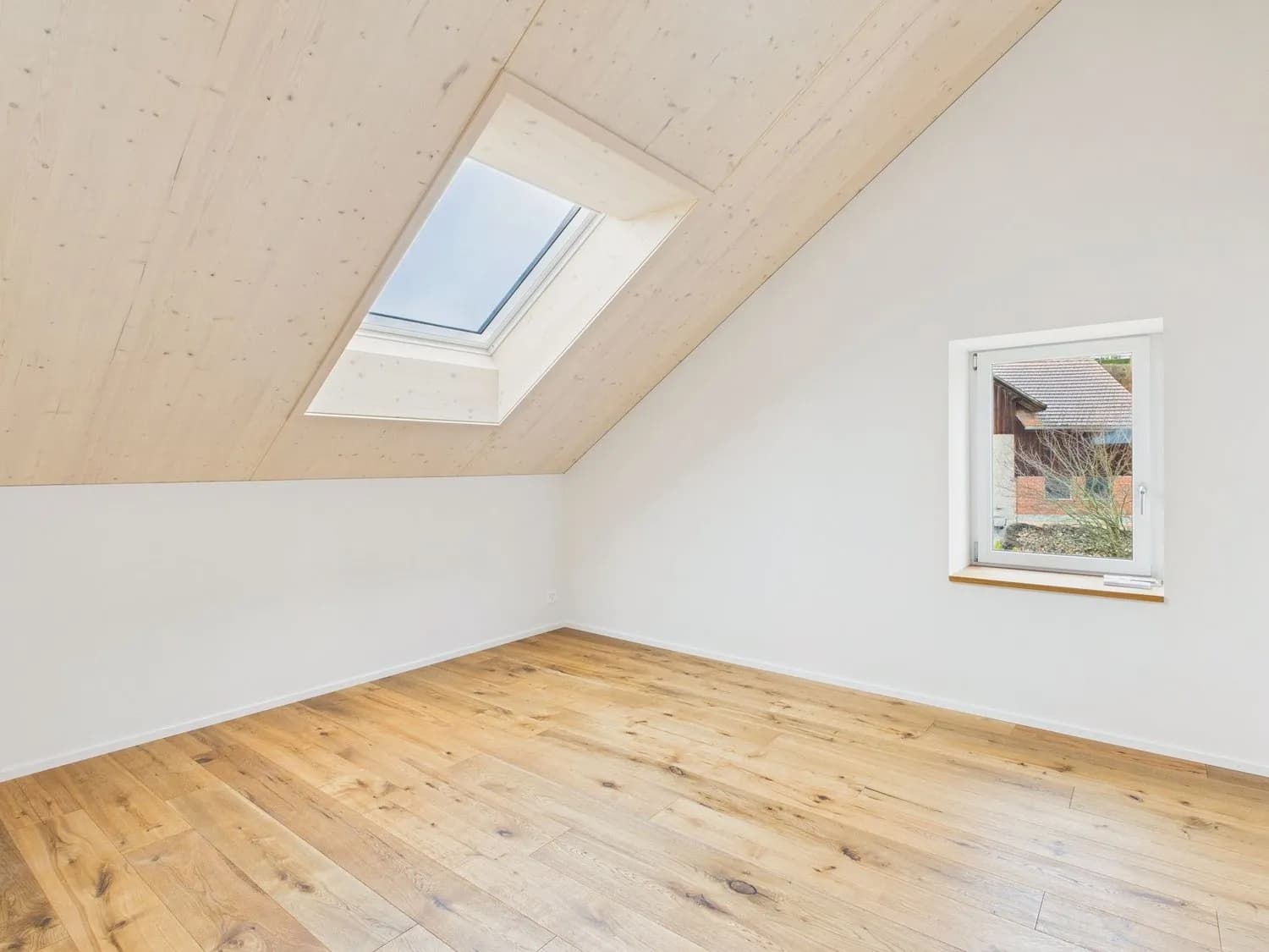 Modern 3.5-Zimmer-Wohnung mit grosser Terasse und Seesicht in Beinwil am See