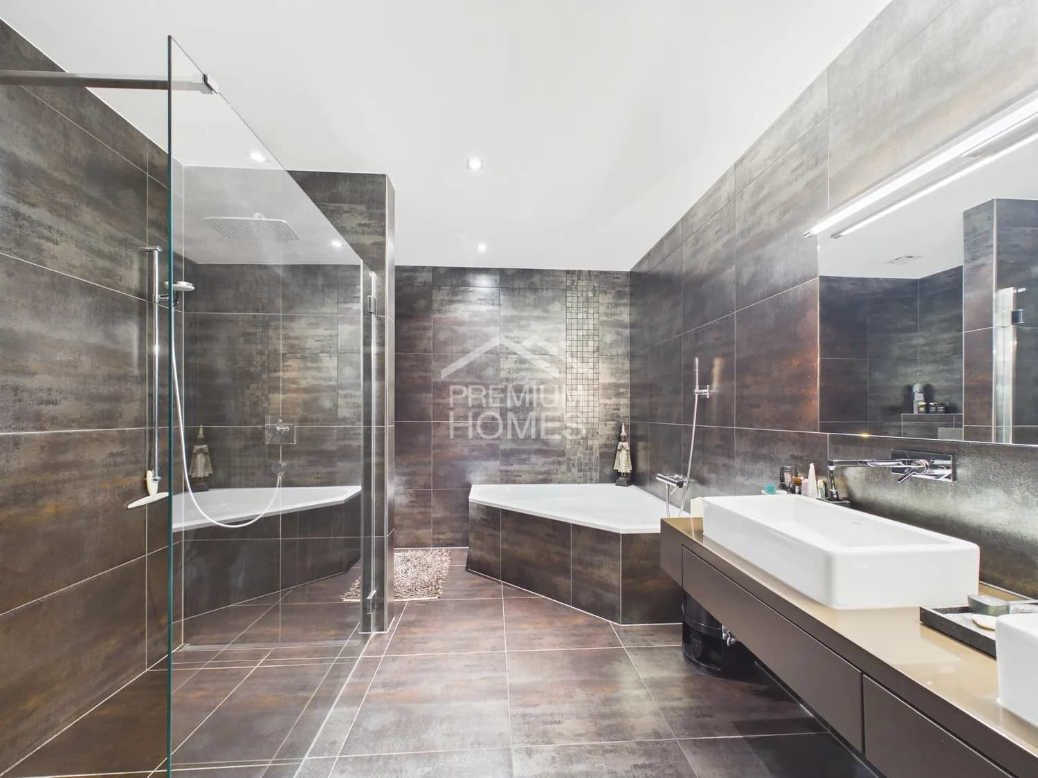 Exklusive Terrassenwohnung mit beeindruckender Weitsicht