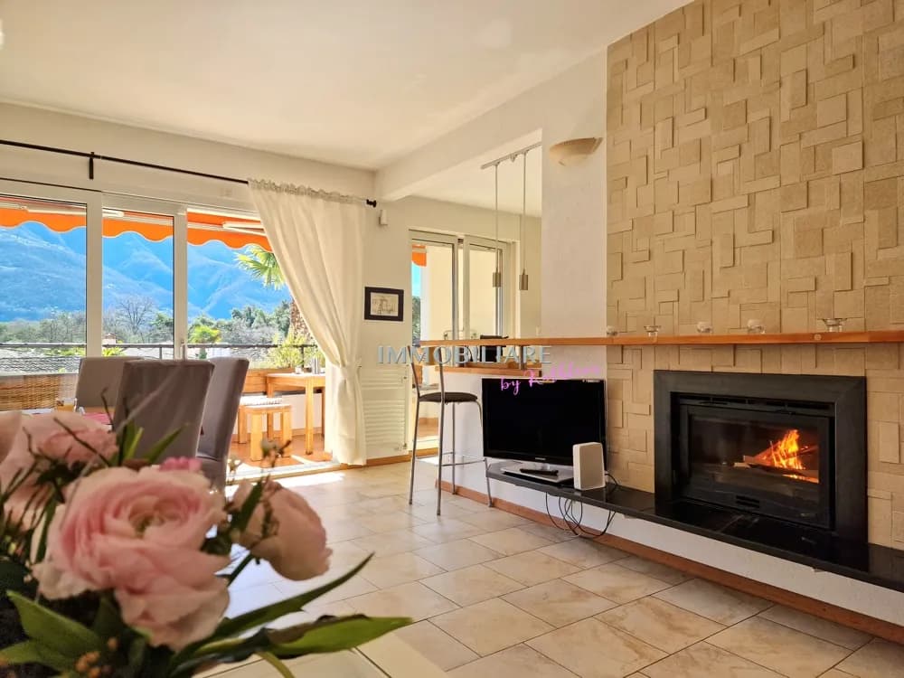 Ferienwohnung Attica mit Weitblick, ganzjährig sonnig, nah zur Maggia