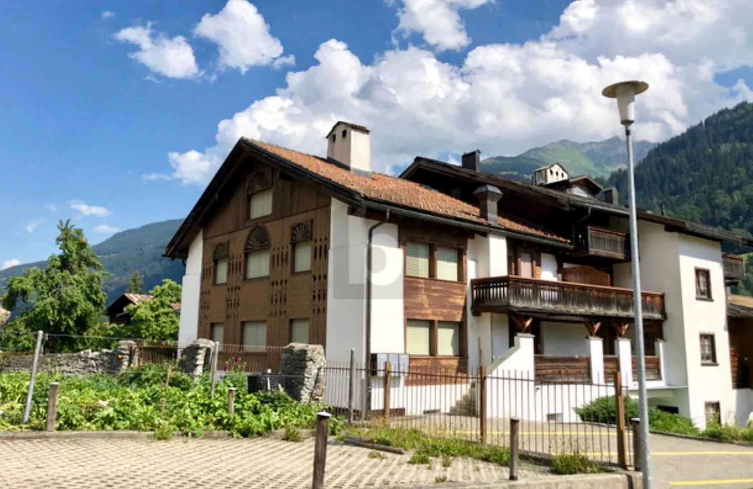 SOFORT BEZUGSBEREIT NAHE FLIMS, LAAX, DISENTIS