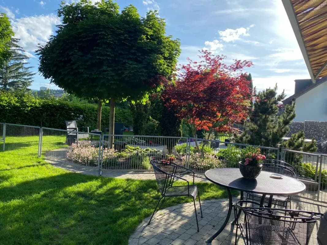 Einfamilienhaus mit grossem Garten
