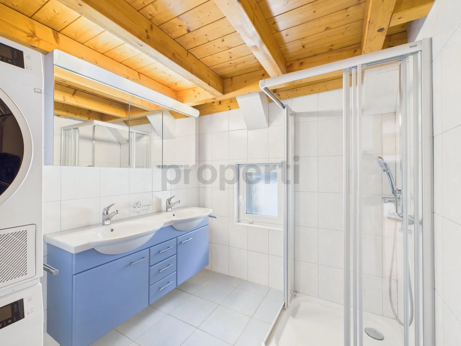 Modernes 4.5-Zimmer-Einfamilienhaus mit Balkon, Wartau