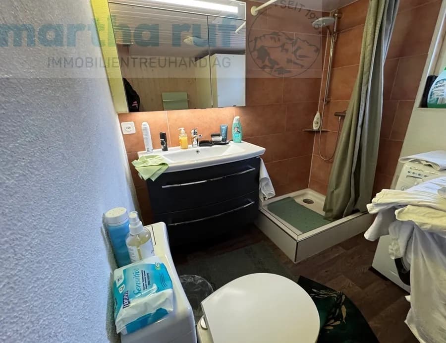 Haus mit zwei 2-Zimmer-Wohnungen mit Airbnb Vermietung