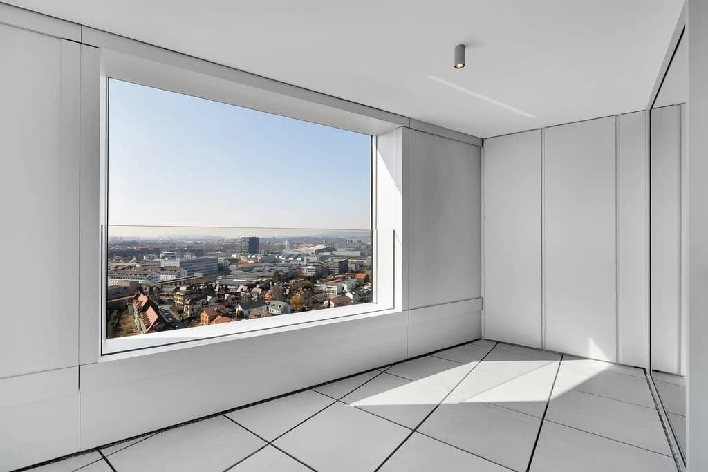 Top.Modern.Einzigartig= Bäretower