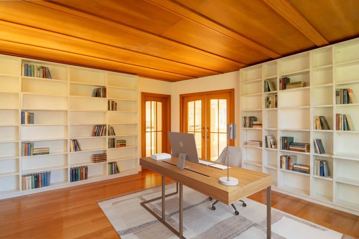 Grosszügiges 6-Zimmer Doppeleinfamilienhaus mit Landhauscharakter und sonnigem Garten in ruhiger Lage nahe Bern.