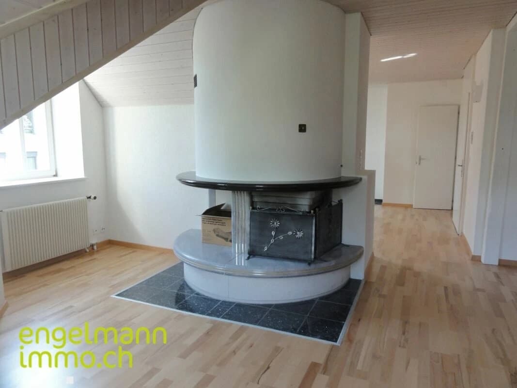 Schöne 2.5-Zimmer-Duplexwohnung/ Bel appartement en duplex de 2.5 pièces