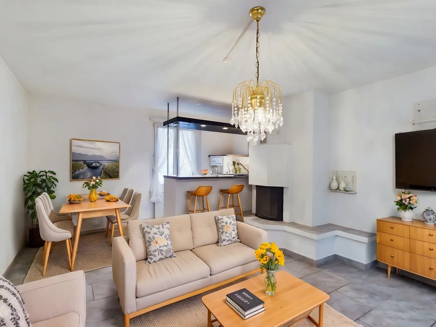 Exklusives Einfamilienhaus in ruhiger Waldrandlage mit Seesicht und Garten