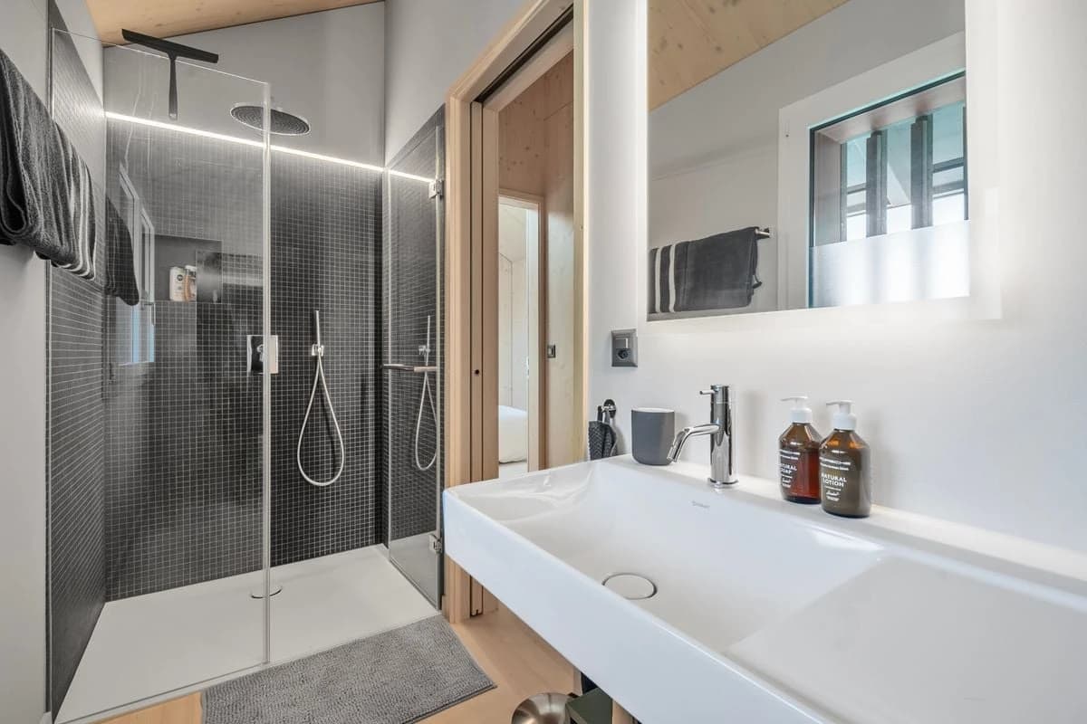 Möbliertes Alpine-Chalet in der Natur - GREATER ANDERMATT AREA