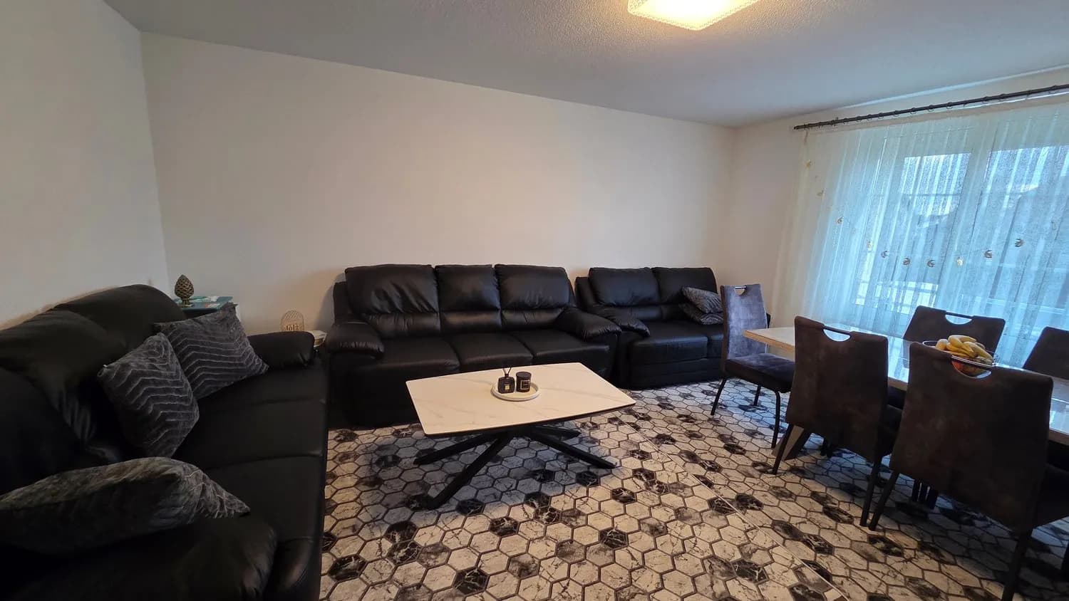 Saniertes 3-Familienhaus mit 4.6% Rendite