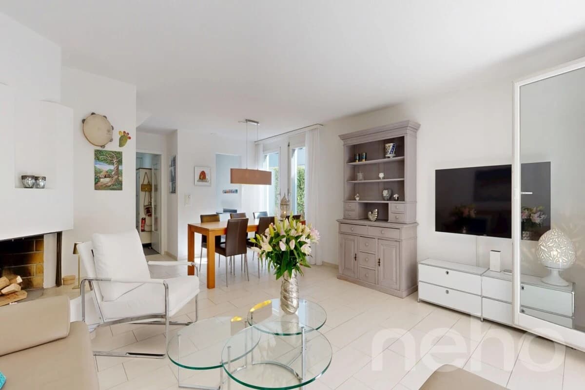 Eckreihenhaus mit Garten und Privatsphäre nähe Zürich