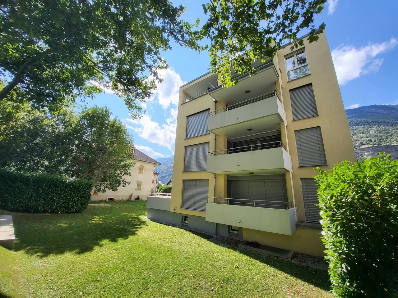 Moderne 4.5-Zimmer-Wohnung zu vermieten