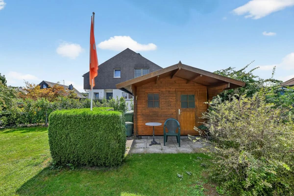 Sonniges und ruhiges Familienidyll mit Garten nahe Kreuzlingen