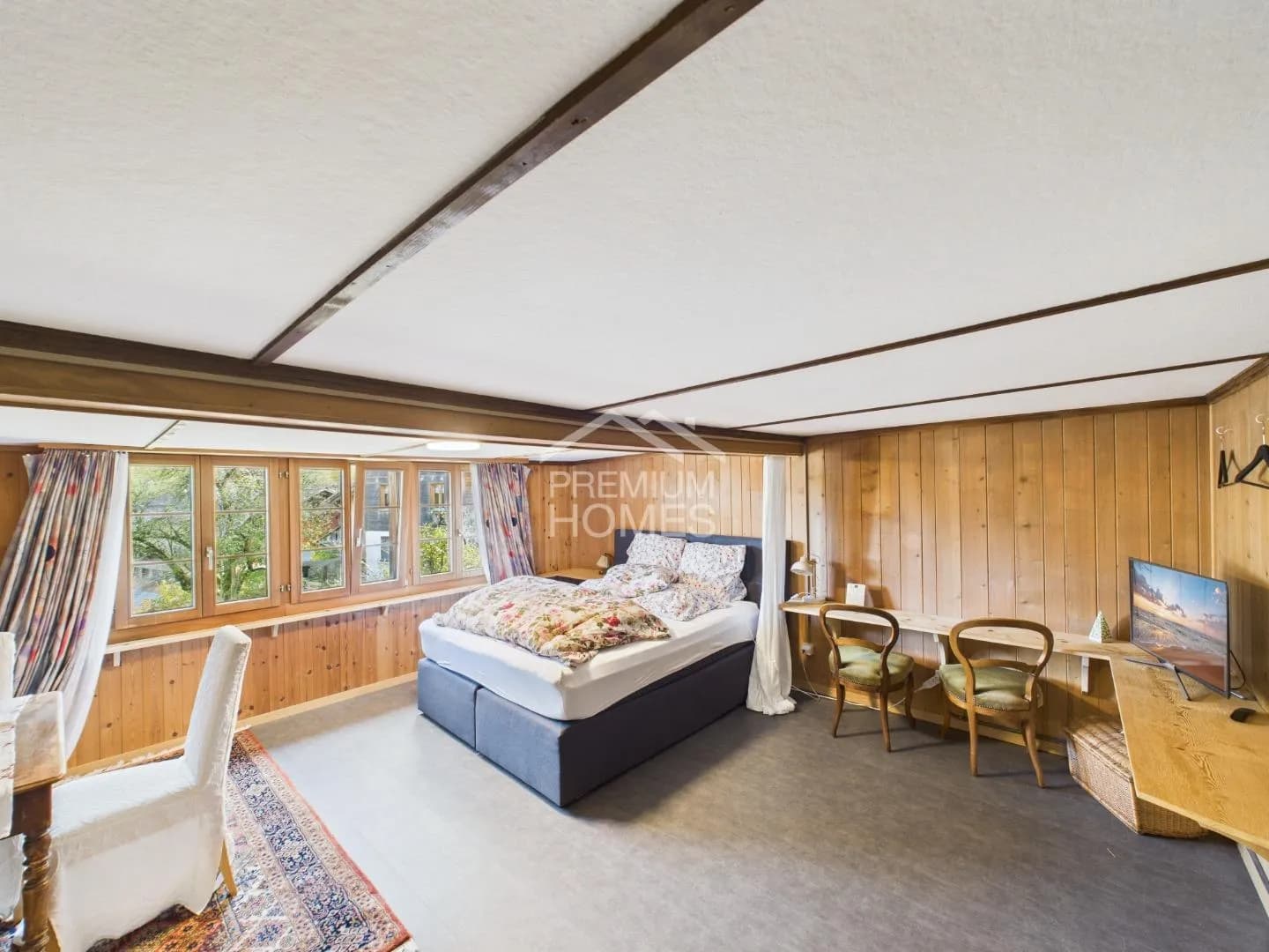 Charmantes Dreifamilienhaus - Perfekt für Freizeit- und Outdooraktivit