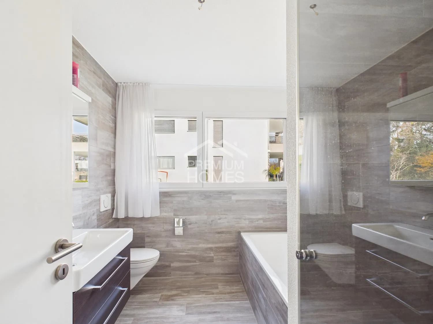 Hochwertiges Neubaufeeling mit Naturanschluss