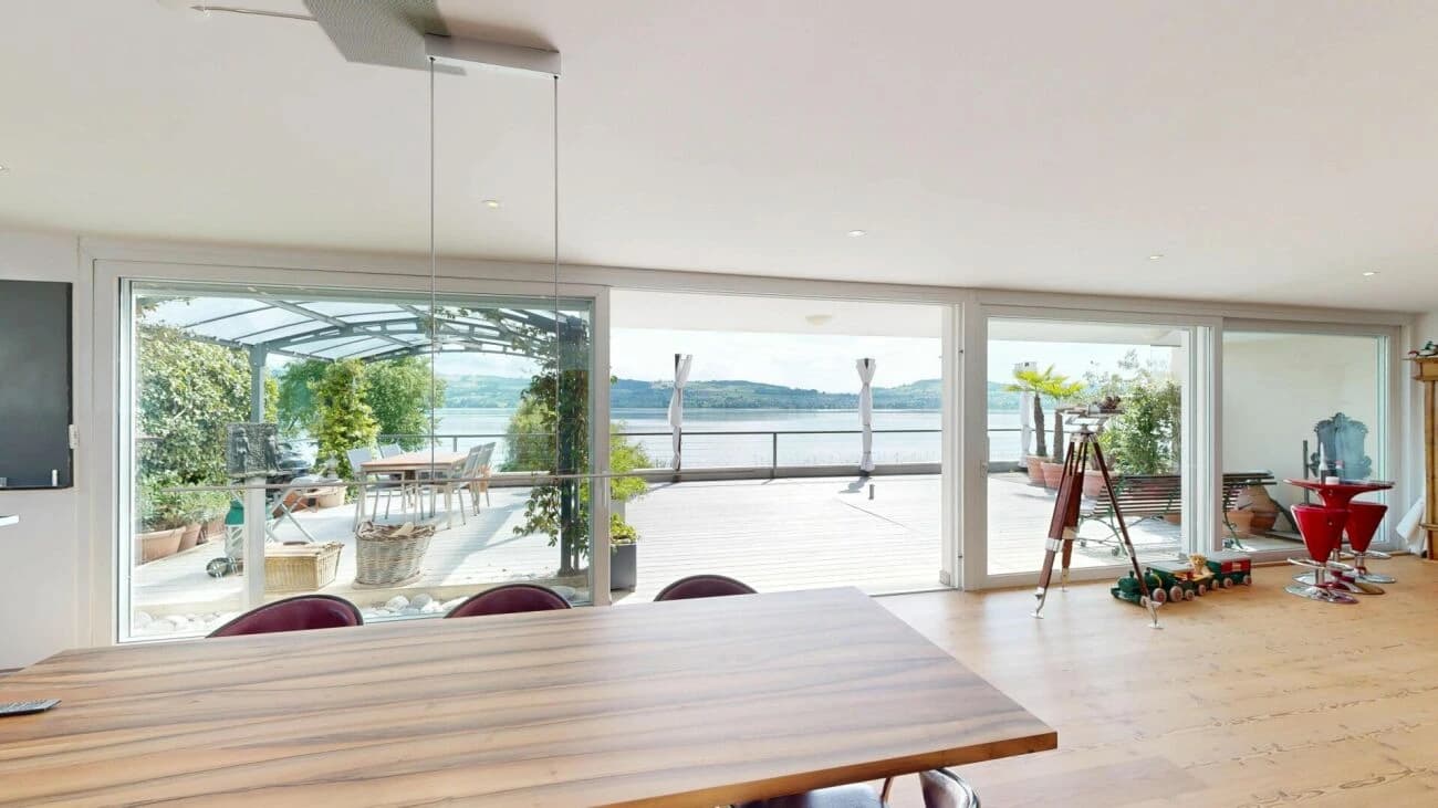 Wohn- und Geschäftshaus: Charmantes Zuhause mit Panoramablick über den Sempachersee