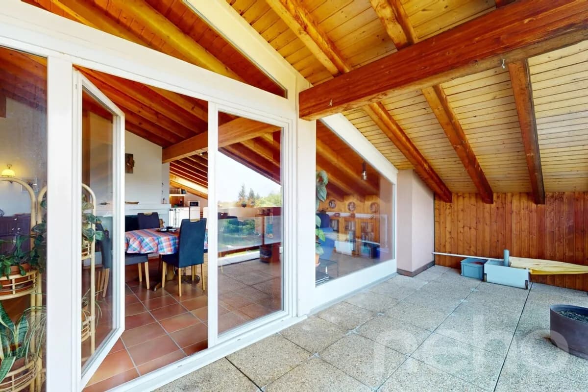 Bel appartement de 3,5 pièces au calme absolu à Savigny