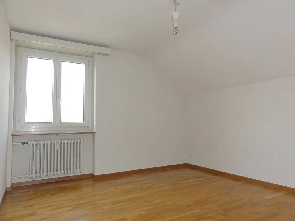 Charmante Dachwohnung im Ostring