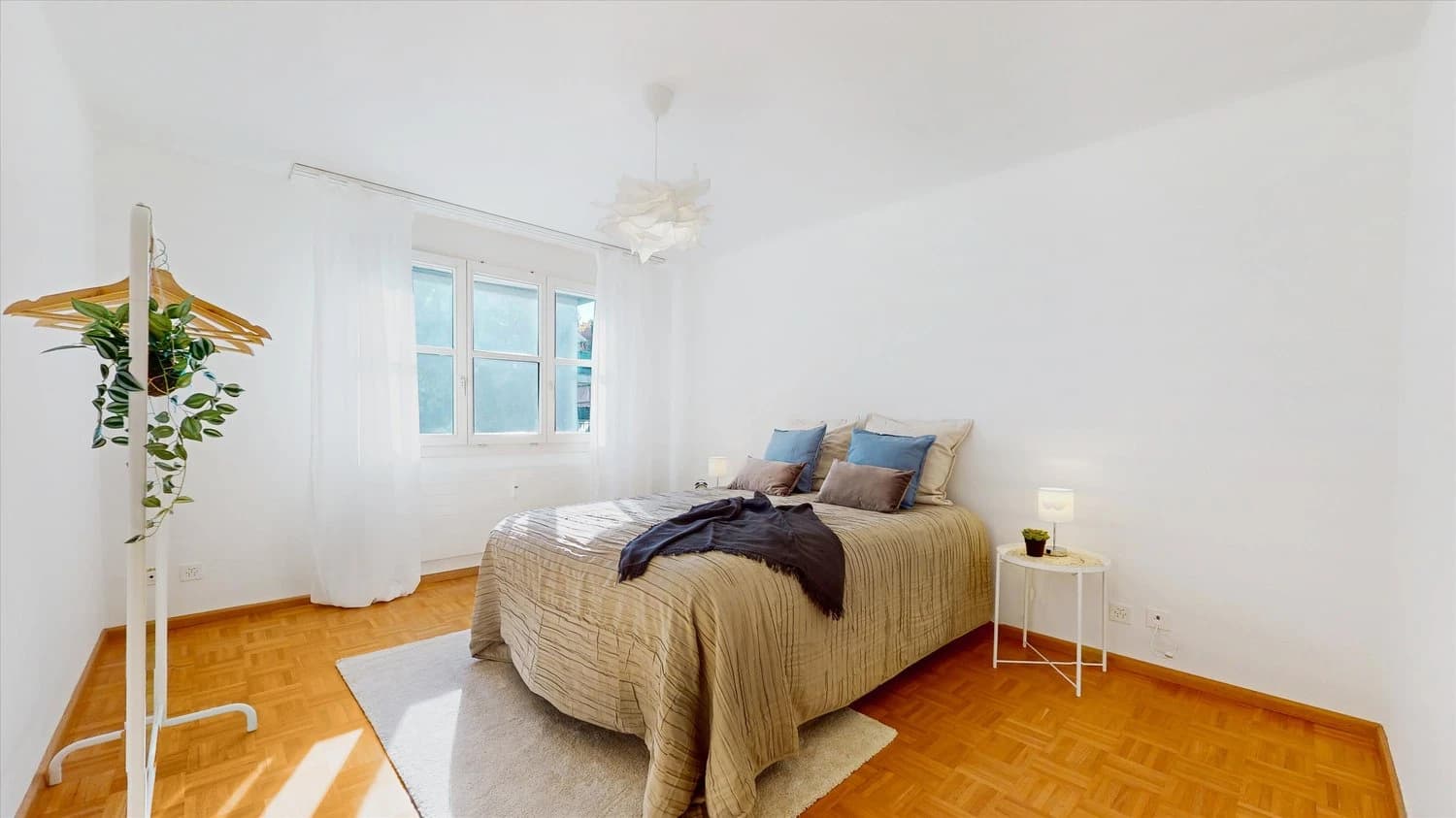 Grosszügige Wohnung mit Balkon