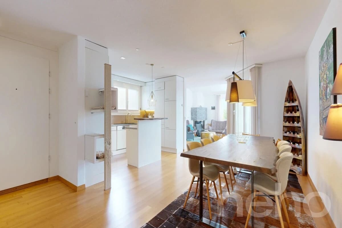 5.5-Zimmer-Gartenwohnung mit grossem Privatgarten und Hobbyraum