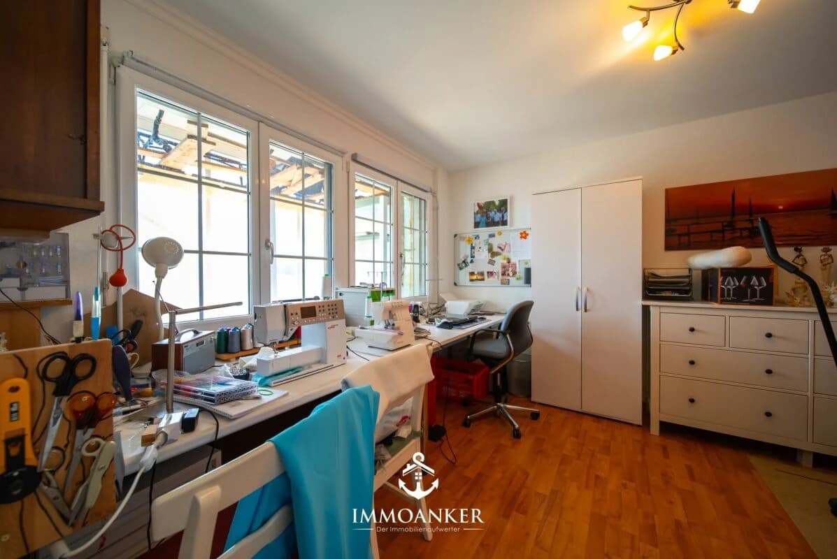 Wohnen mit Weitblick - umgeben von Ruhe und Grün. - 6.5 Zimmer EFH in Sulz