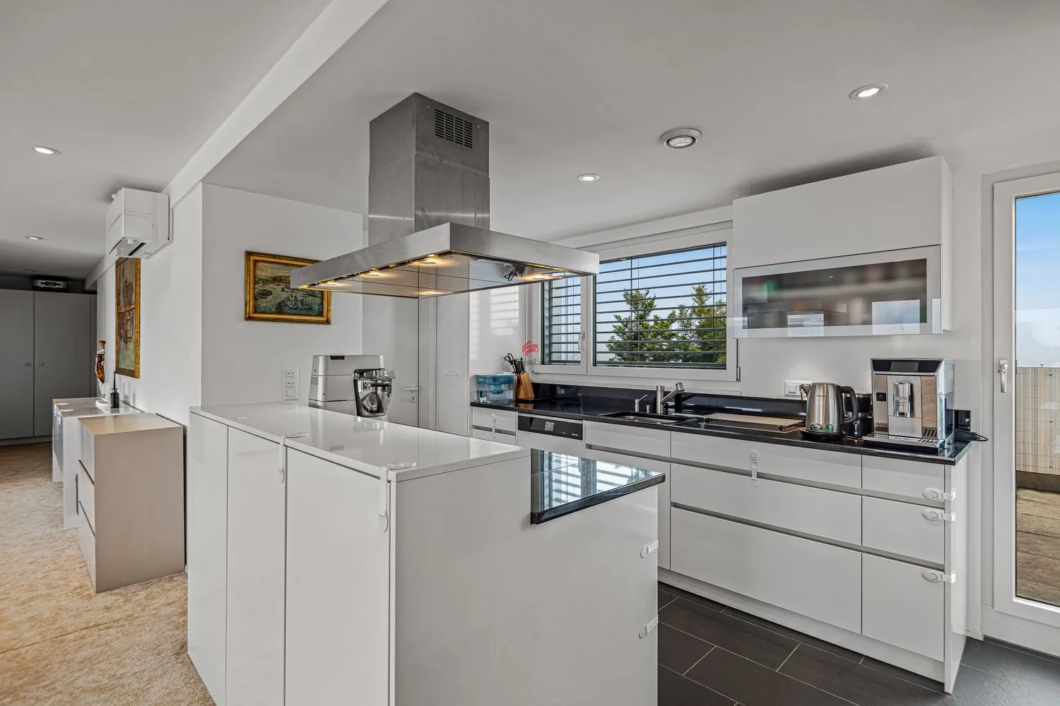 Attika-Wohnerlebnis mit 80 m² Terrasse