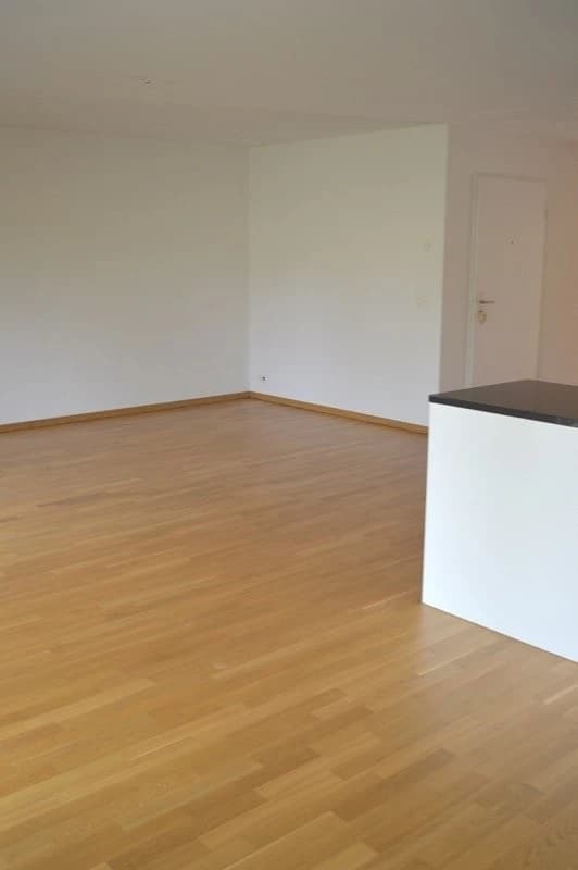 Sonnige Wohnung in gepflegter Liegenschaft mit viel Charme