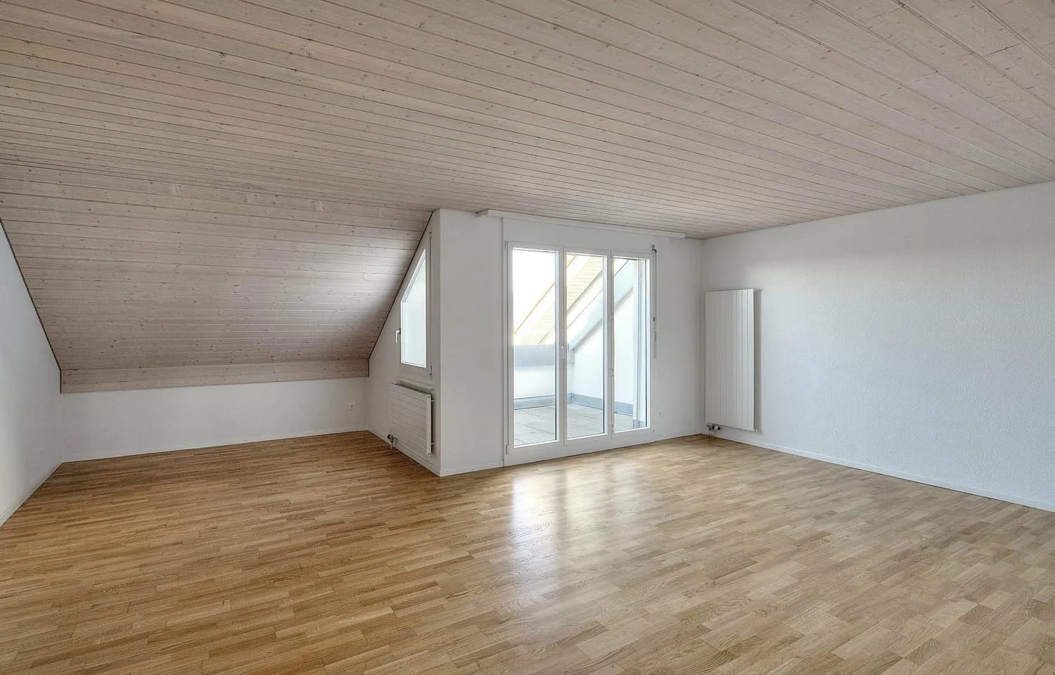 *Sommeraktion* - Wir beschenken Sie!