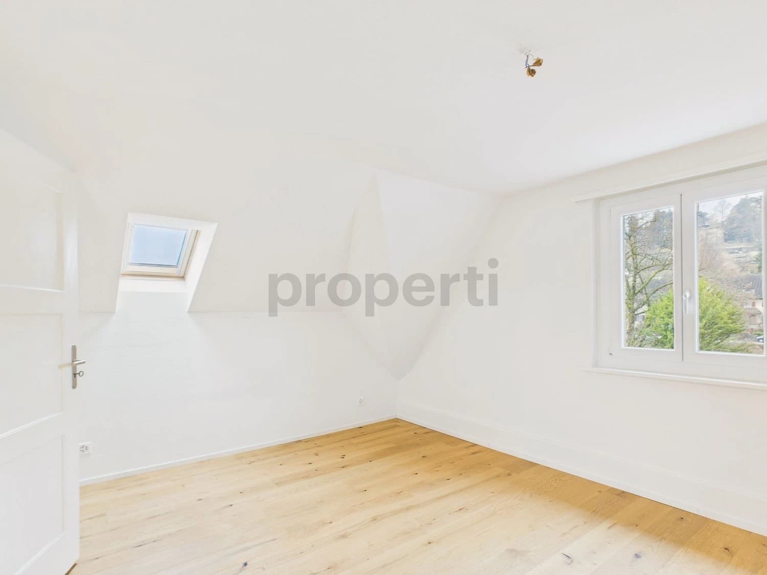 Charmante 3.5-Zimmer-Wohnung mit Balkon in Luzern