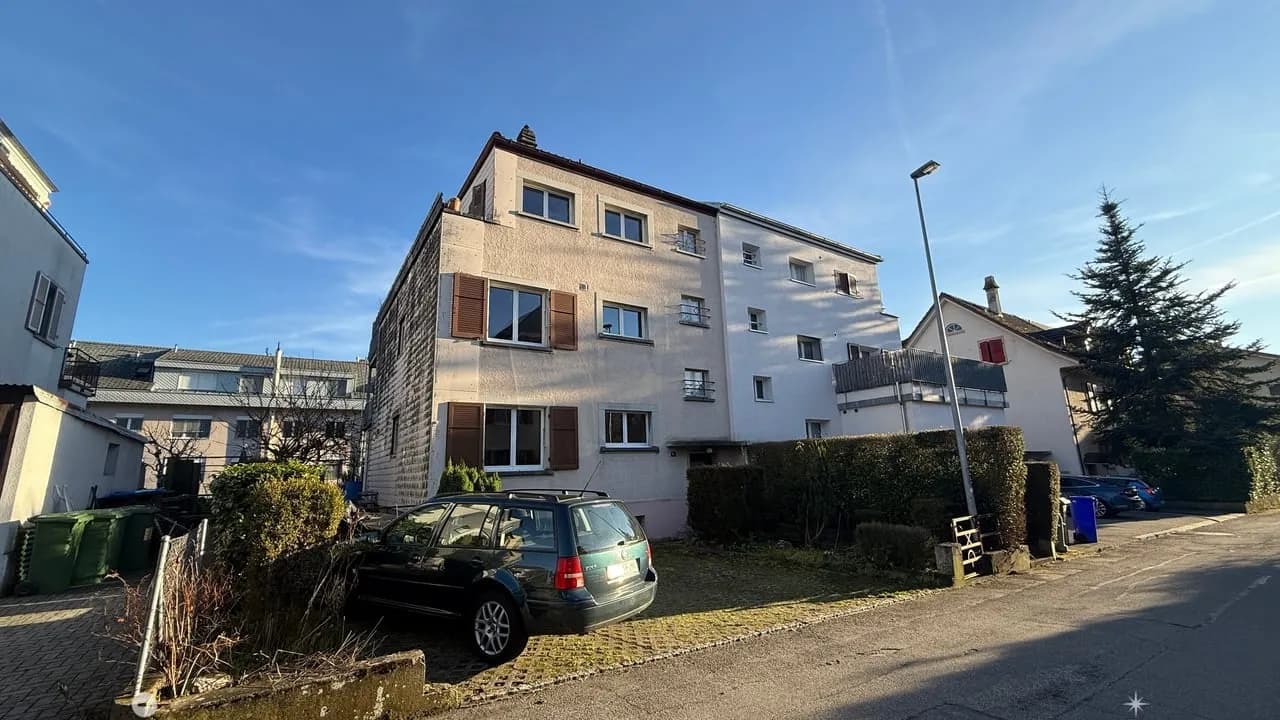 3-Zi. Parterre Wohnung mit Privatgartenteil