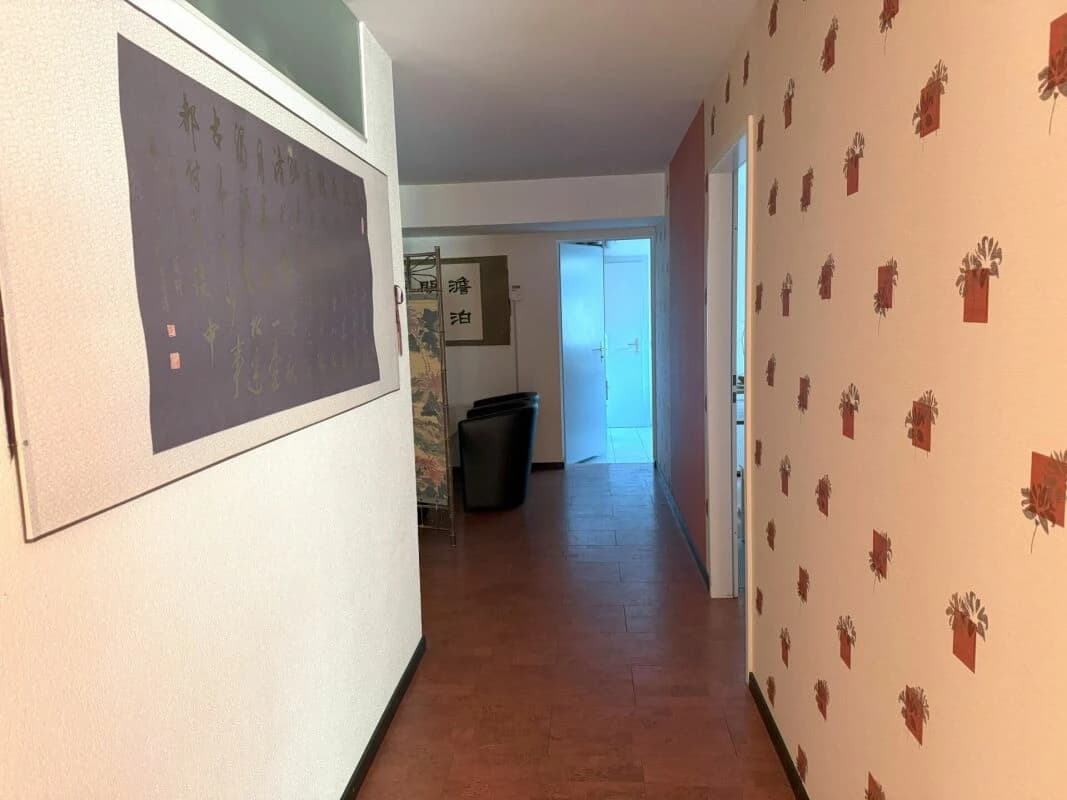 Gewerberäumlichkeiten für Gesundheitspraxis, Architekturbüro, Kanzlei etc.