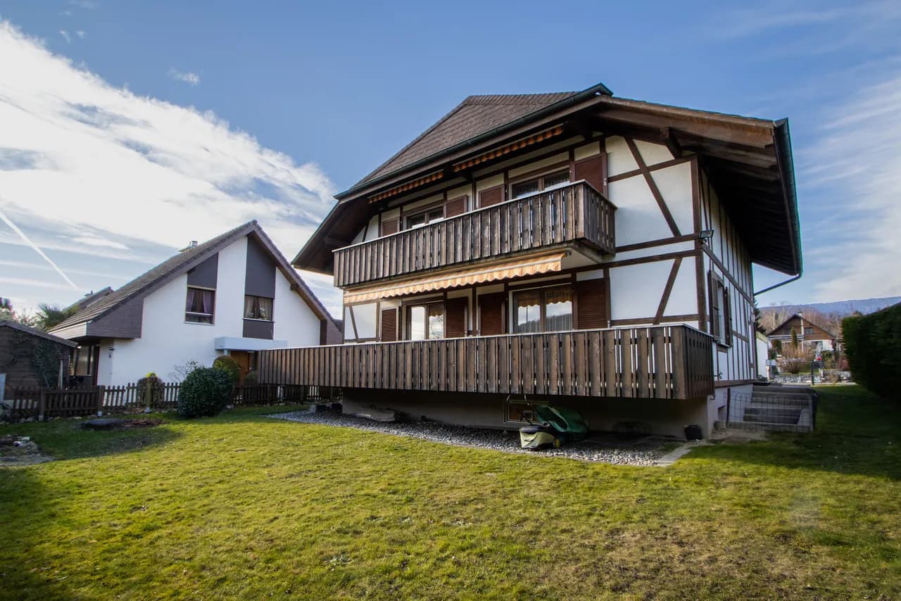 Gepflegtes 4.5-Zimmer Einfamilienhaus mit grosszügigem Umschwung