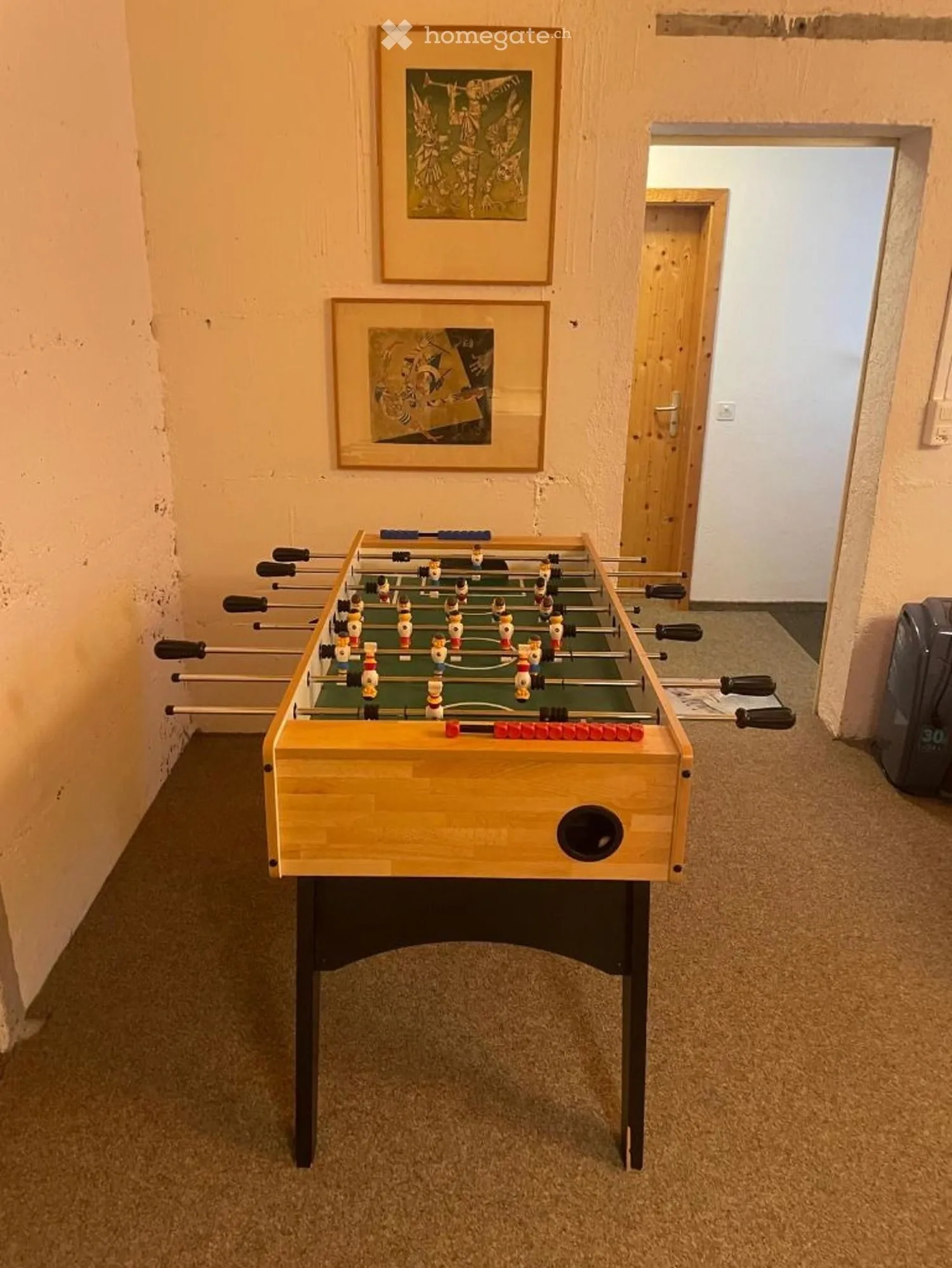 Helle 2.5-Zimmer-Wohnung mit Balkon, Salouf