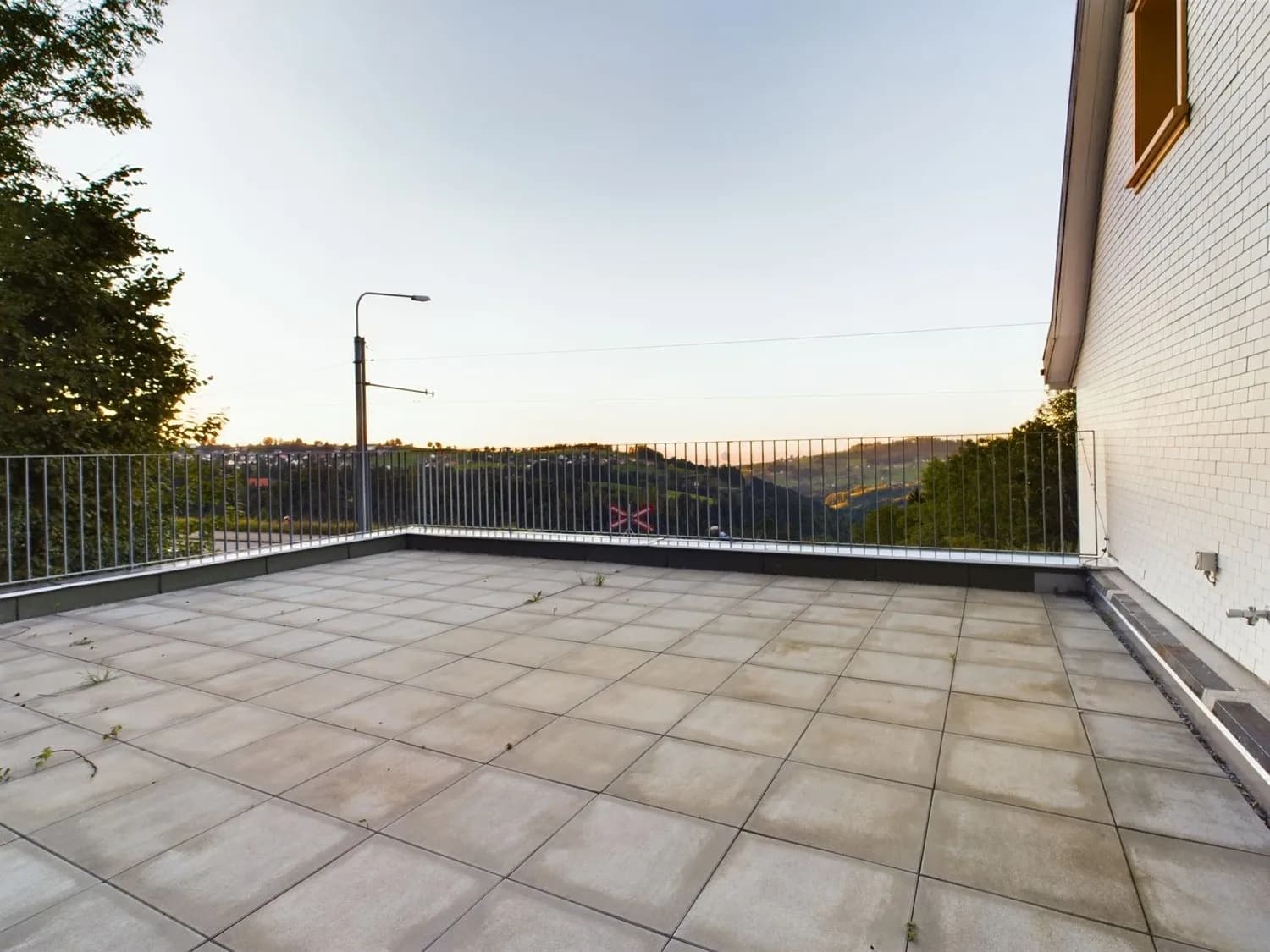 Attraktives Wohnhaus in begehrter Trogener Lage  Ihre solide Investitionsmöglichkeit